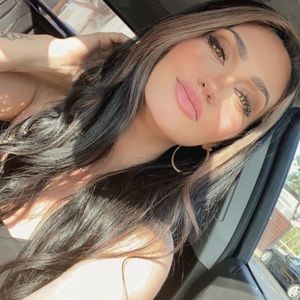 Meet your Posher, Katrina